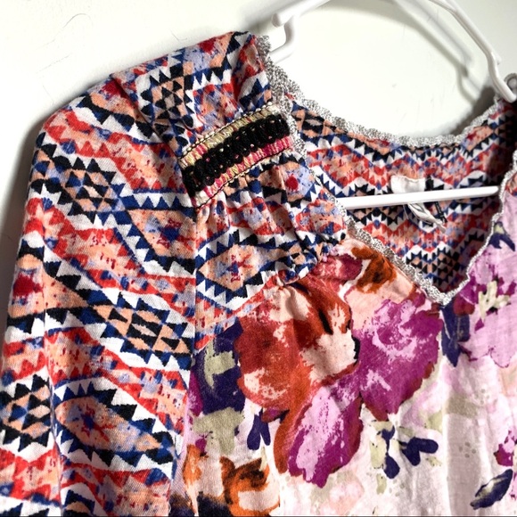 Anthropologie Akemi + Kin Ayana Peasant Floral Top - Picture 12 of 12